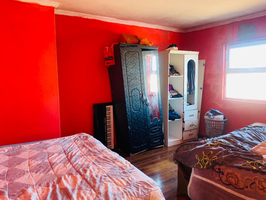 4 Bedroom Property for Sale in Crossroads Western Cape